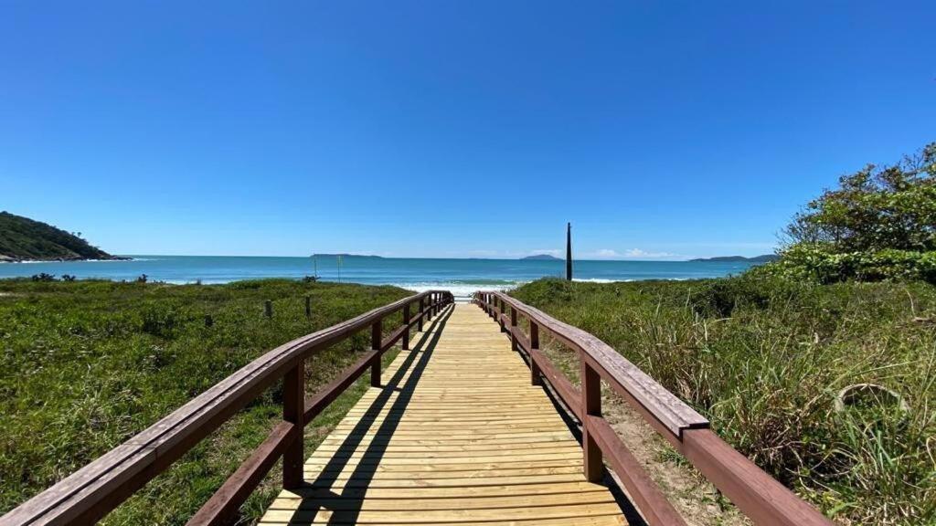 Solar Das Ilhas - Aconchegante Apartamento Na Linda Praia De 4 Ilhas Бомбиньяс Экстерьер фото